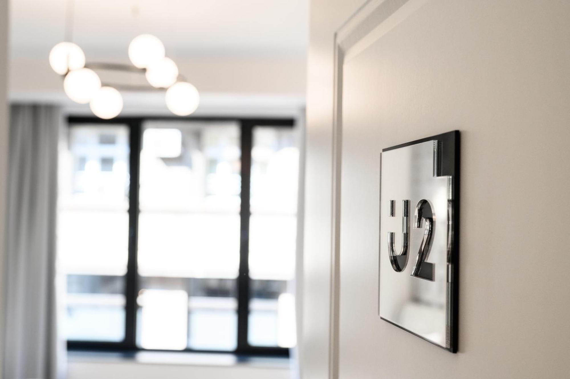 Urban Downtown Luxury Rooms And Suites Belgrade Extérieur photo