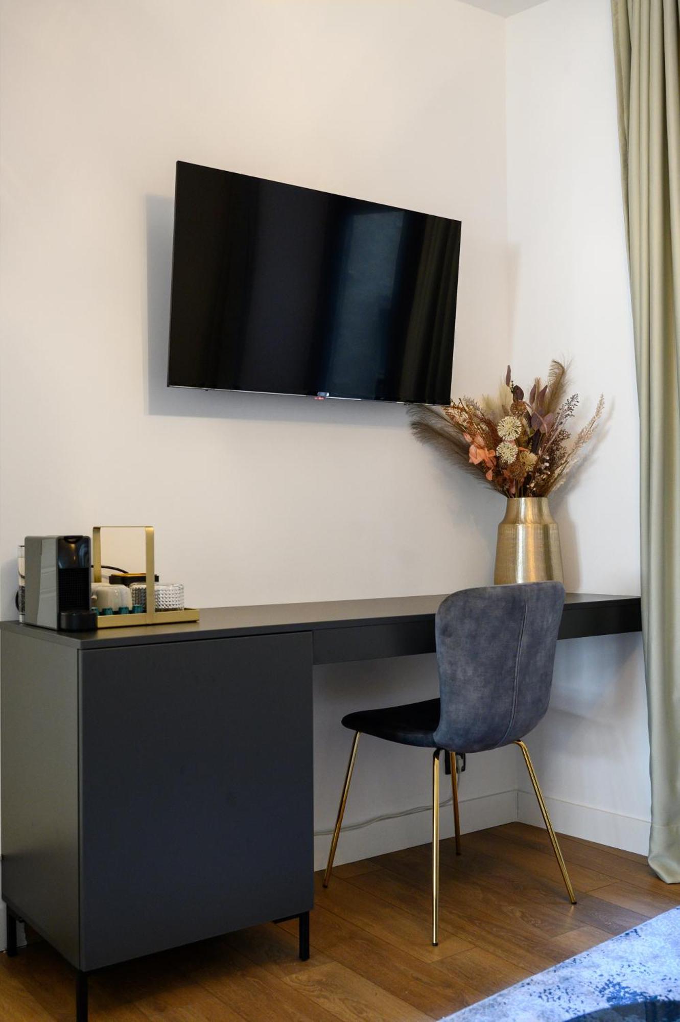 Urban Downtown Luxury Rooms And Suites Belgrade Extérieur photo